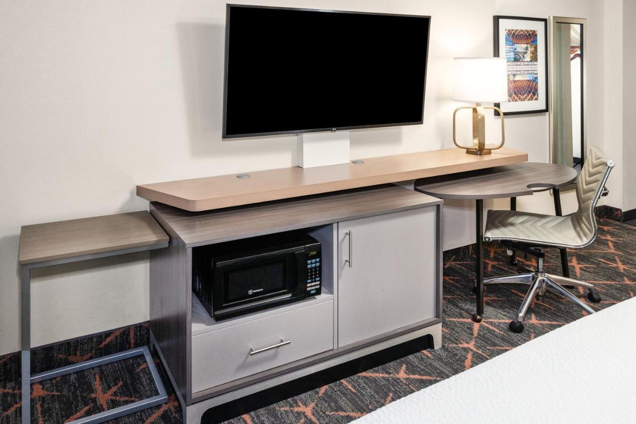 Holiday Inn Chicago/Oak Brook By Ihg Oakbrook Terrace Eksteriør bilde