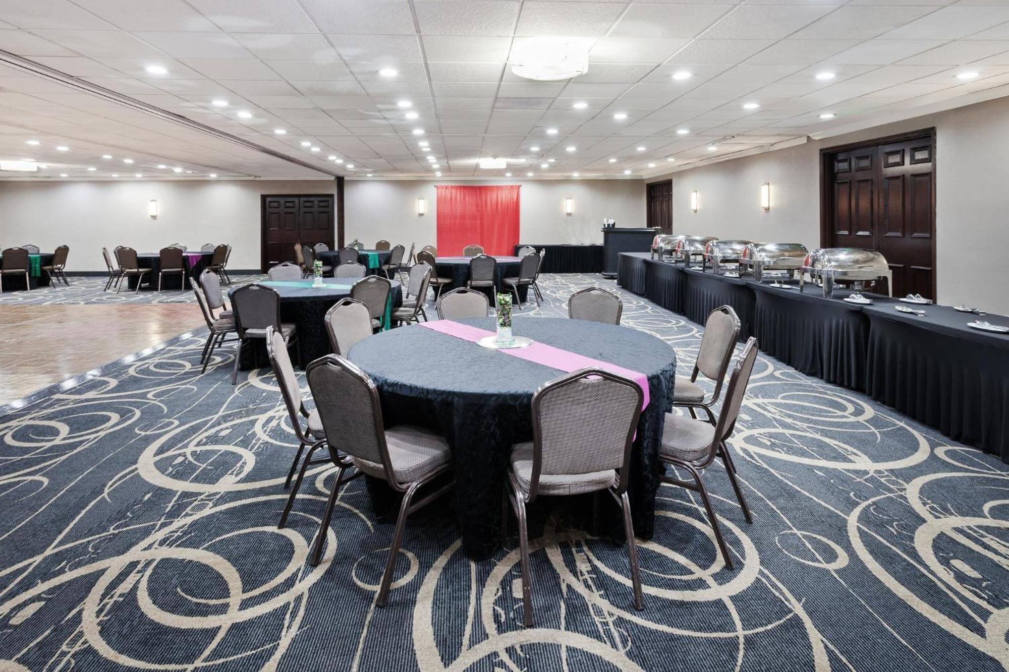 Holiday Inn Chicago/Oak Brook By Ihg Oakbrook Terrace Eksteriør bilde