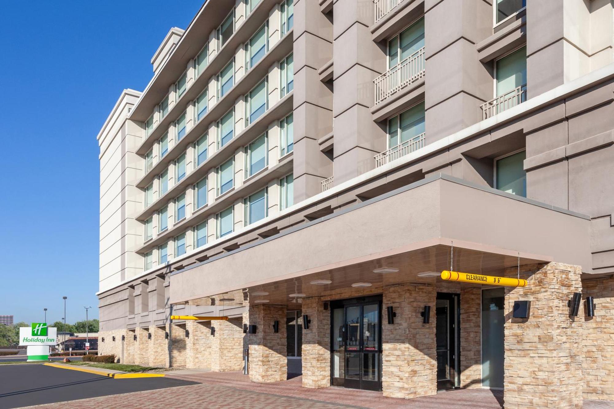 Holiday Inn Chicago/Oak Brook By Ihg Oakbrook Terrace Eksteriør bilde